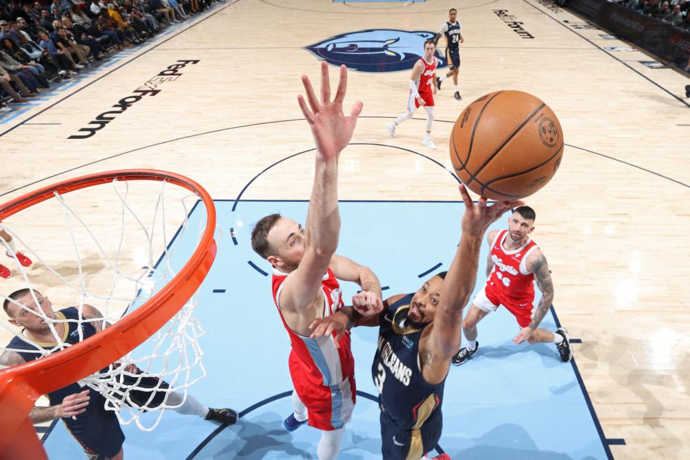 为帮助球员 为帮助球员